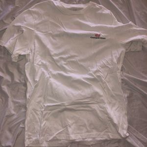 Vineyard vines tshirt size M